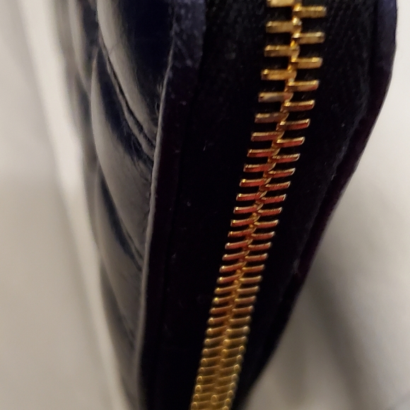 PRADA NEW ZIP AROUND WALLET - Picture 5 of 15